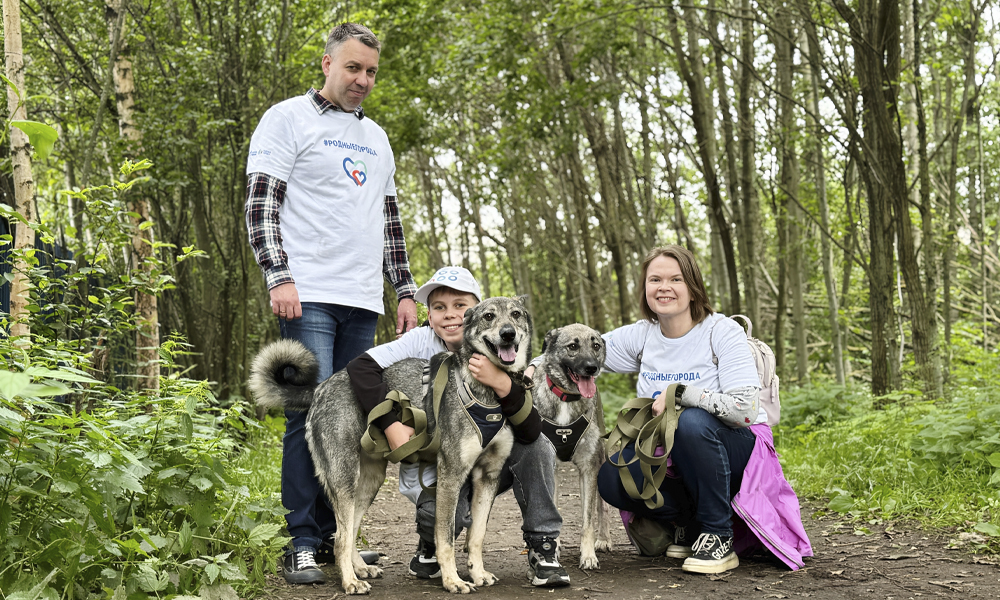 Омские специалисты «Газпромнефть — смазочные материалы» стали участниками волонтёрской акции по помощи бездомным животным