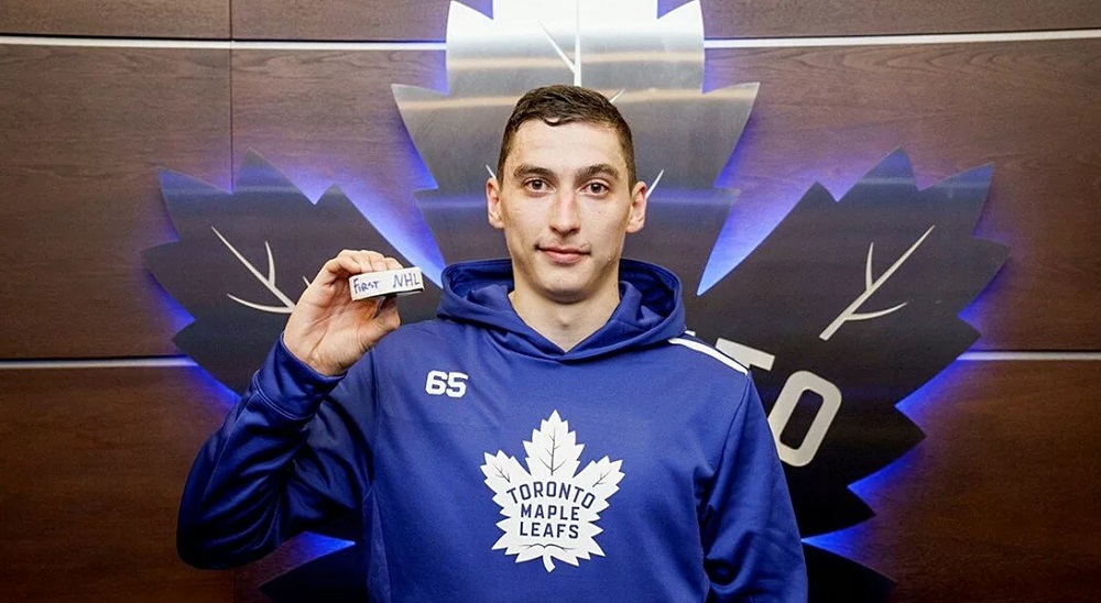 Омич Илья Михеев отметился голом уже на 33-й секунде матча