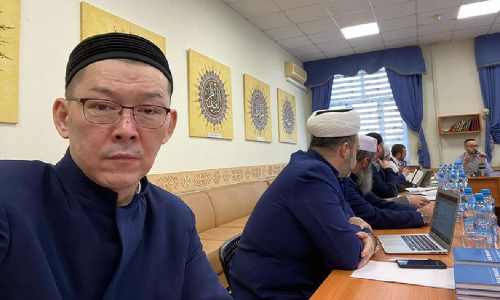 «Мы призываем руководствоваться здравым смыслом»: имам-мухтасиб Омской области — о происходящем в Казахстане 
