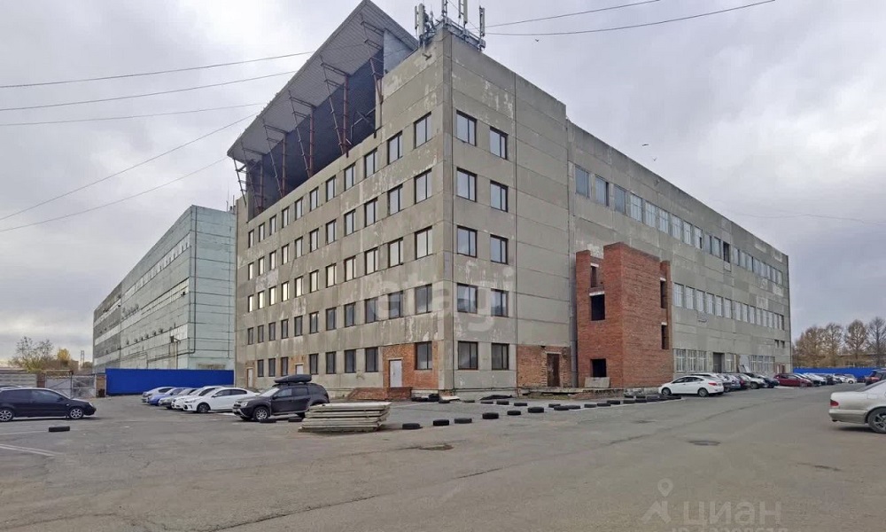 В Омске за 150 млн рублей продают недостроенное здание