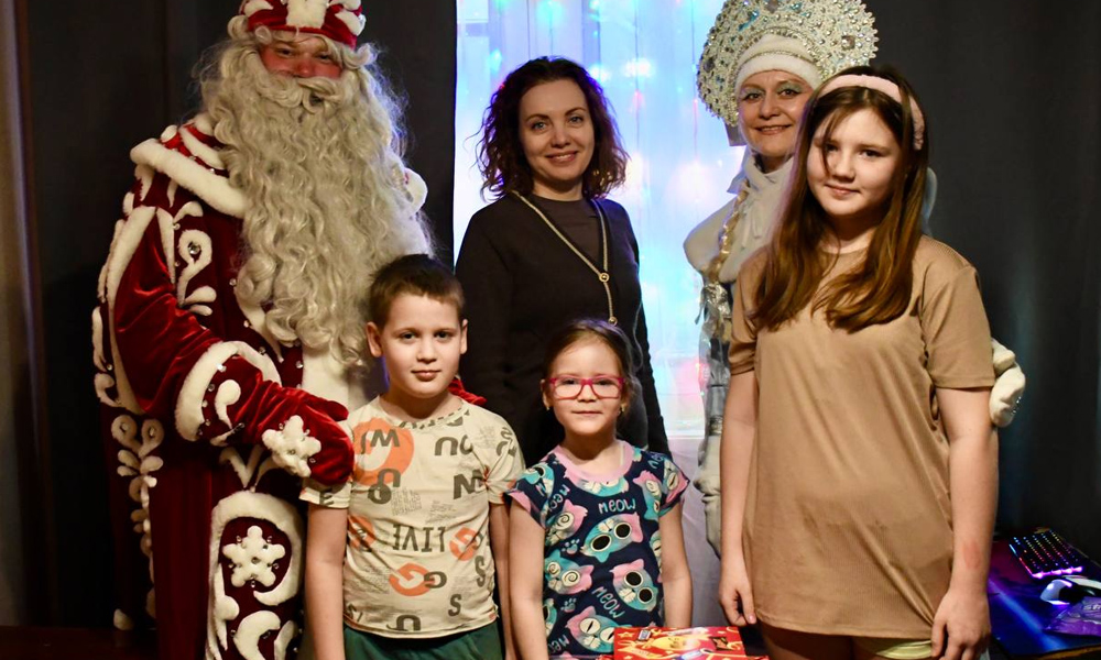 Ольга Степанова исполнила мечты детей в рамках акции «Ёлка желаний»