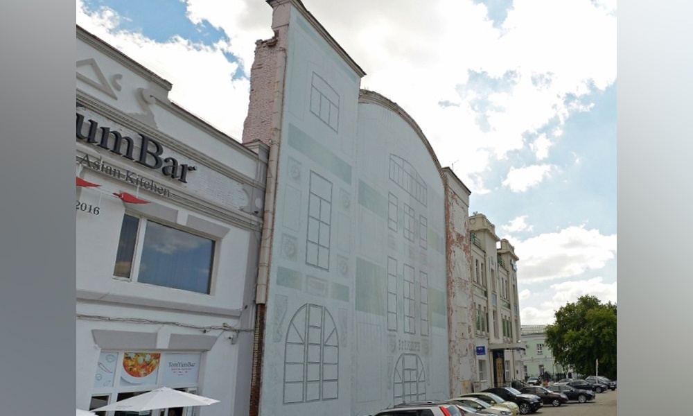 Фасад бывшего здания в центре Омска могут исключить из Единого реестра памятников