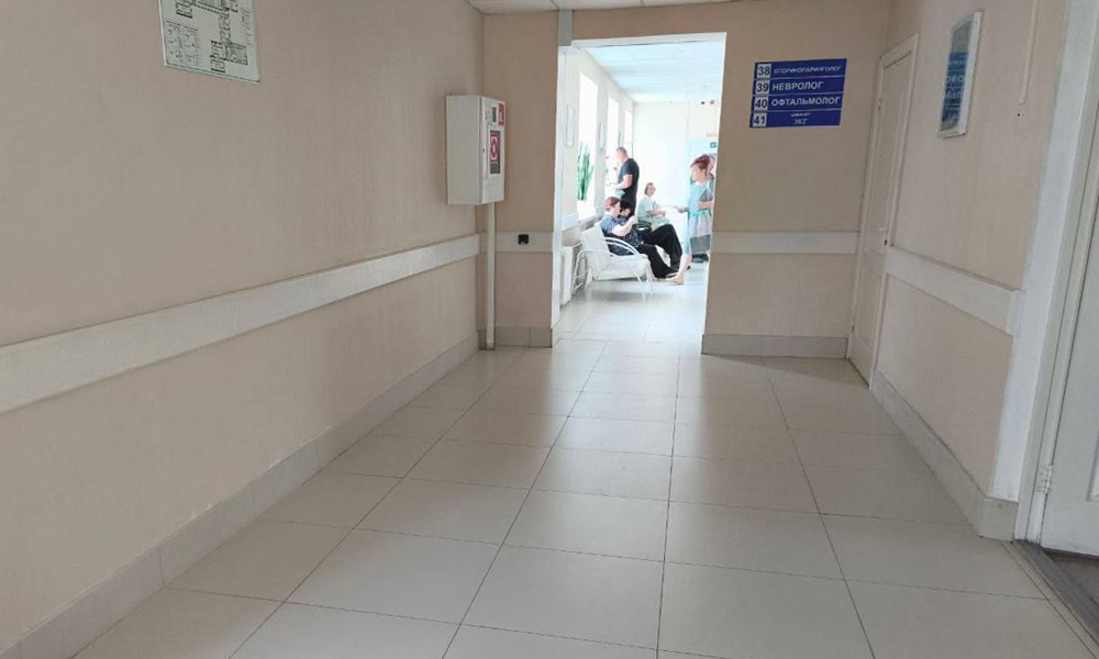В Омске завершился капитальный ремонт городской поликлиники № 4