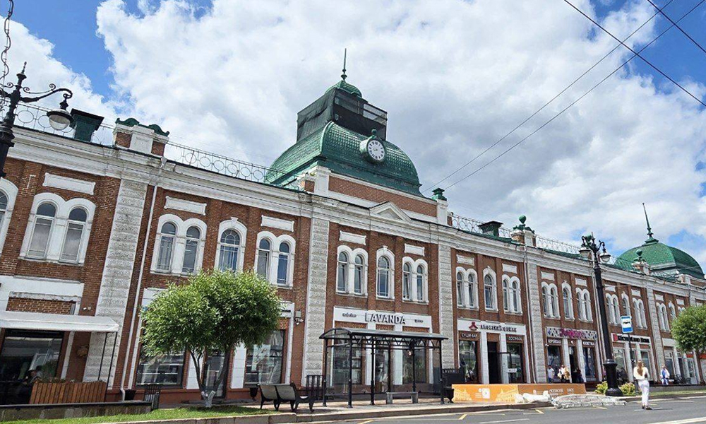 По поручению Виталия Хоценко в Омске приступили к реставрации башни с часами