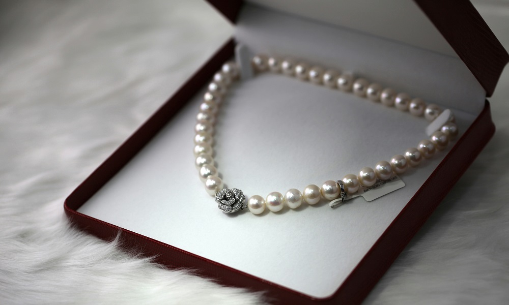 Омичи стали чаще покупать украшения с жемчугом