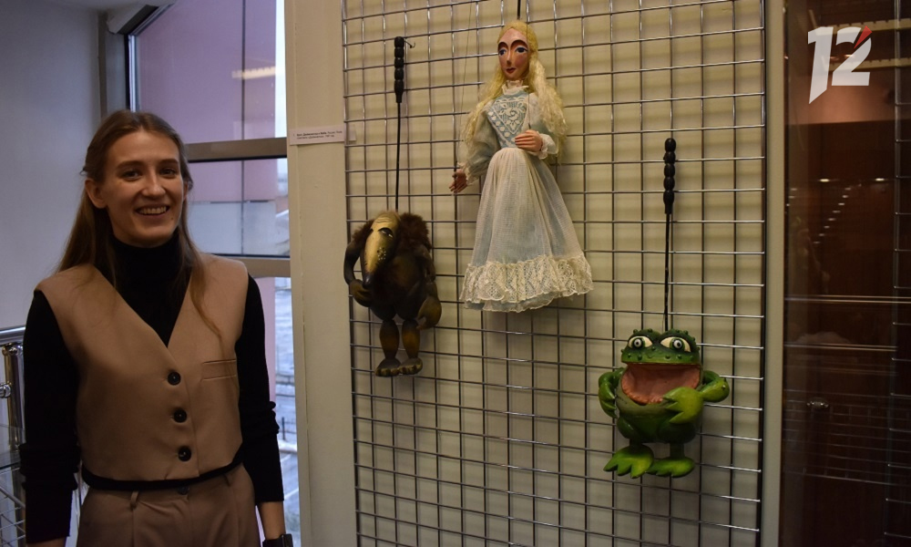 От мистера Панча до Дюймовочки: омичам показали 5 этажей театральных кукол со всего света