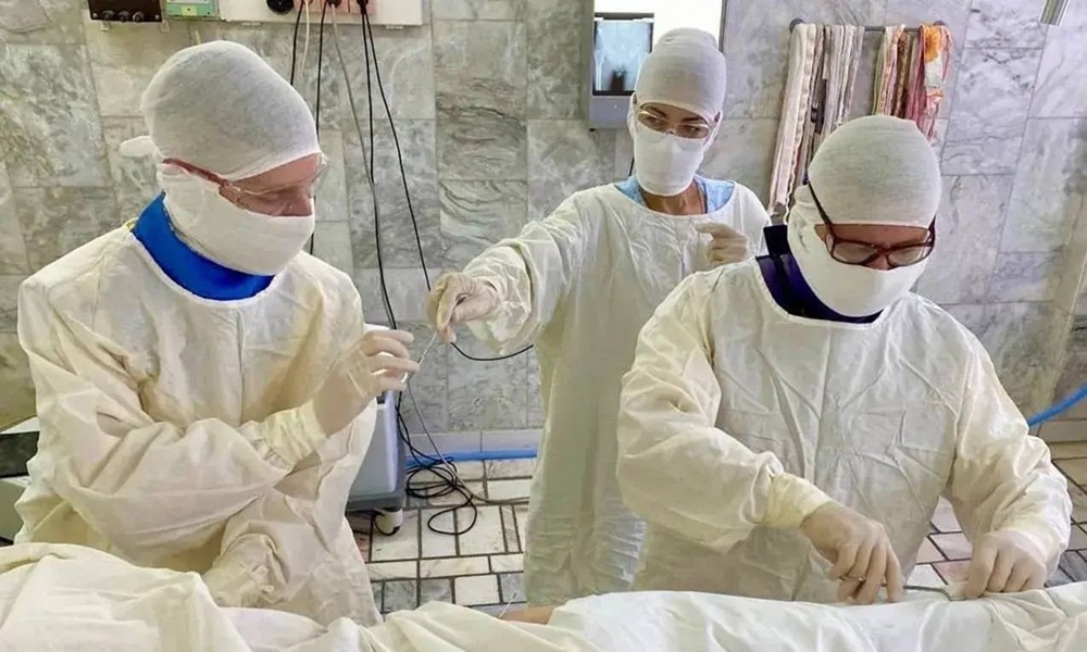 В омской БСМП № 1 помогли 100-летней пациентке с переломом шейки бедра