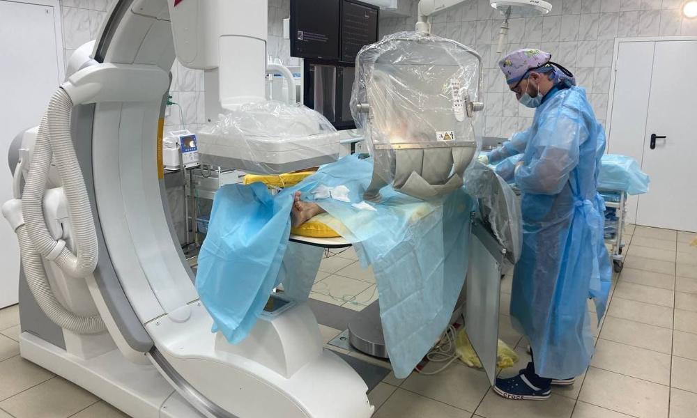 Омские врачи спасли жизнь 72-летней женщине, которая поступила в больницу с инфарктом