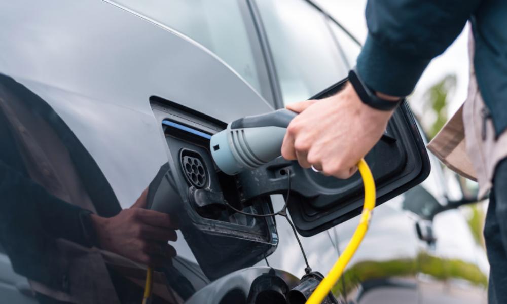 В омский таксопарк заказали партию отечественных электрокаров