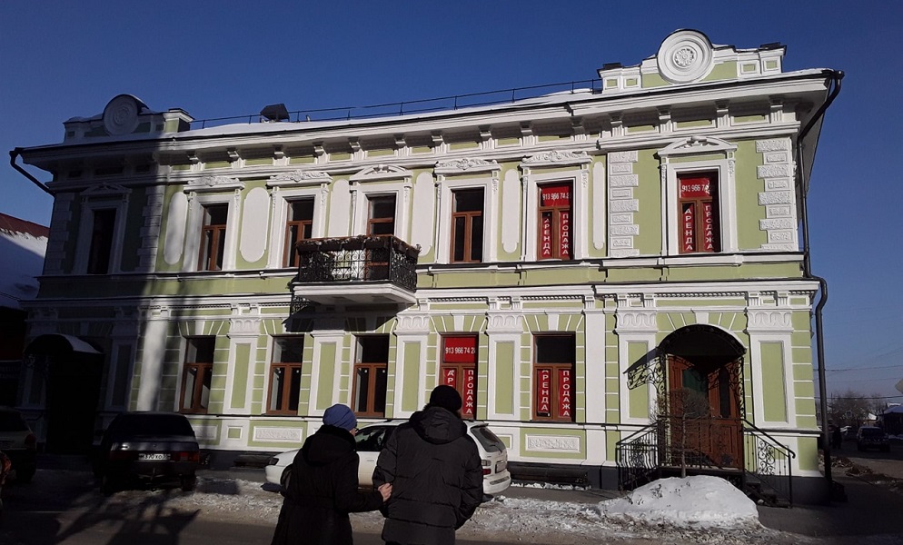 В Омске за 35 млн рублей продают отреставрированное историческое здание 