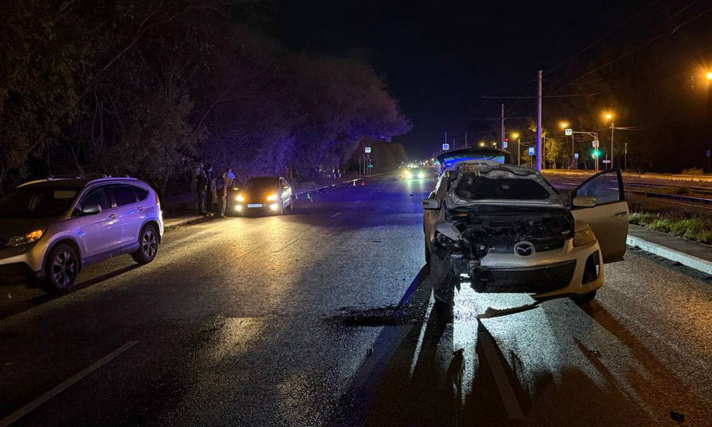 В Омске на улице Заозёрной легковушка насмерть сбила пешехода