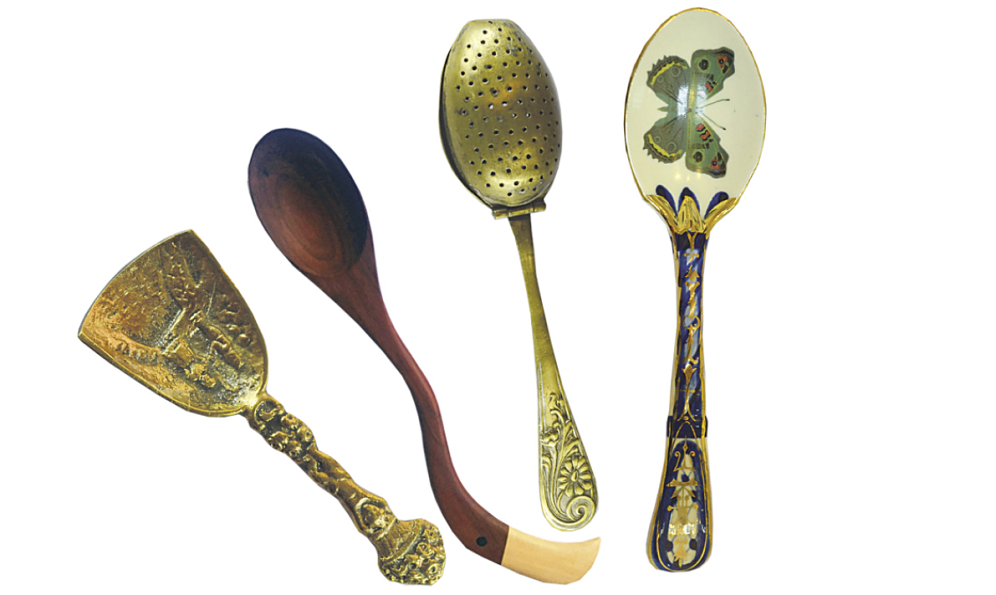 В Омском историко-краеведческом музее покажут уникальные старинные ложки из частной коллекции