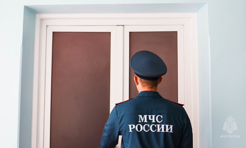 Ко Дню гражданской обороны МЧС России подготовило памятки о том, как вести себя при ЧС