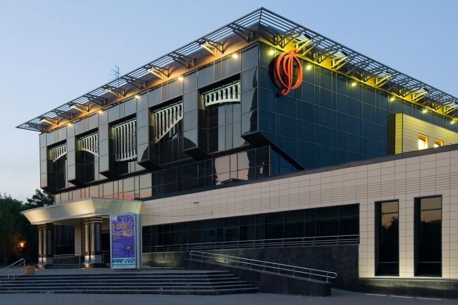 Омская филармония впервые проведёт ярмарку абонементов во всех районах города