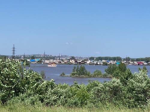 Омичи смогут отправить посылки пострадавшим иркутянам бесплатно