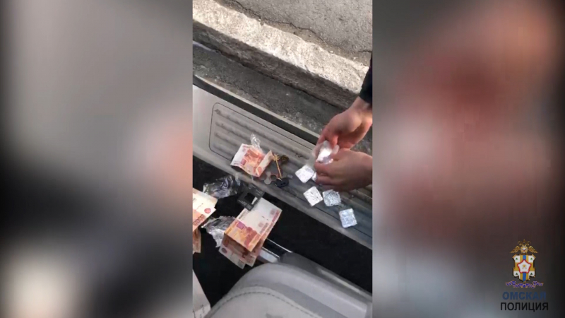 В Омске поймали подозреваемых в хранении и сбыте фальшивых денег