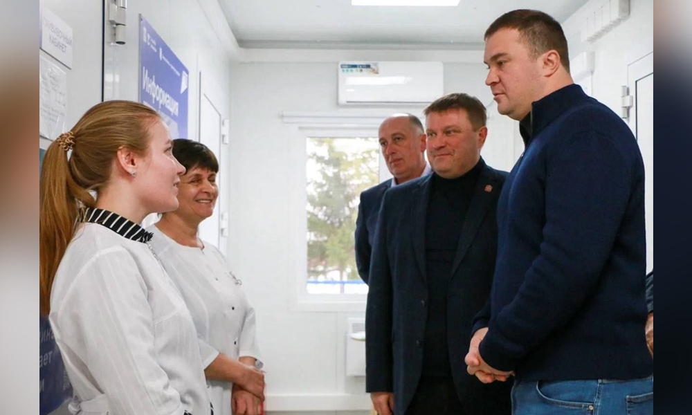 Виталий Хоценко оценил работу нового ФАПа в селе Зимино