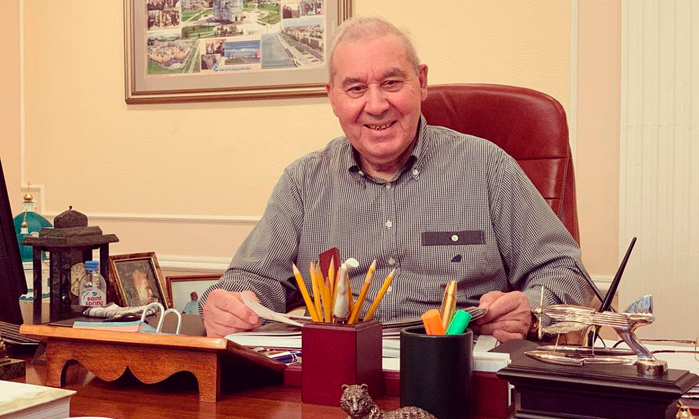 Полежаев прокомментировал строительство храма рядом с омским сквером Молодожёнов