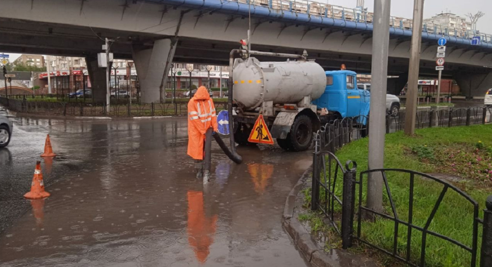 За ночь омичи позвонили в дежурно-диспетчерскую службу мэрии 400 раз