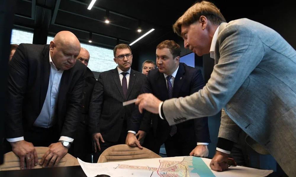 Виталий Хоценко обсудил с руководителем девелоперской компании «Брусника» реализацию новых инвестпроектов в Омске