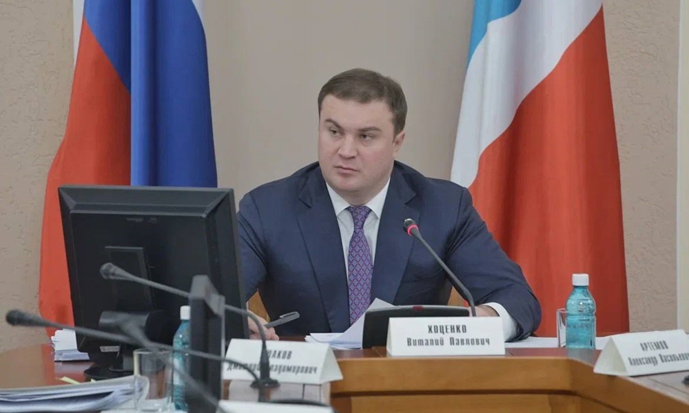 Виталий Хоценко поручил перевести коммунальные и дорожные службы в усиленный режим работы