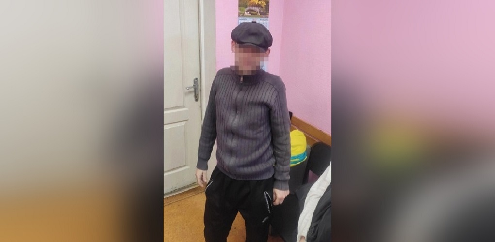 В Омске ночью ограбили мужчину, который перед этим снял деньги в банкомате