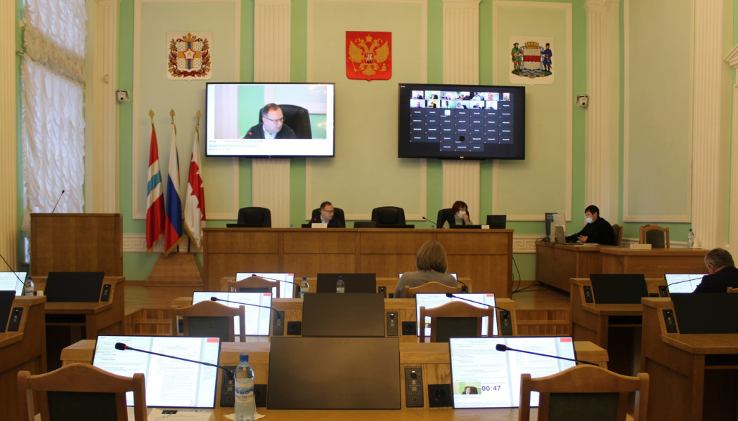 Депутаты предложили увеличить расходы на омский футбол