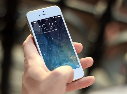 Омичка вместо банковских переводов отправляла обычные sms