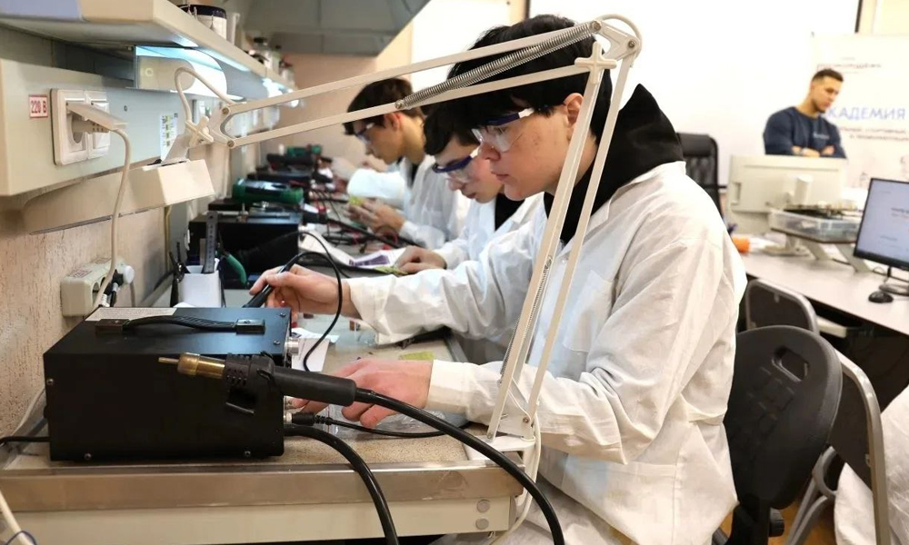 В Омске определили лучших пилотов беспилотников среди студентов