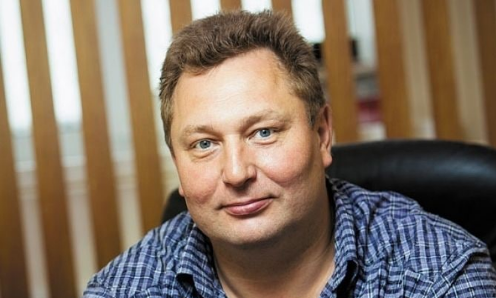 «Не секрет, что наша отрасль размещается наверху потребительской пирамиды», — гендиректор сети «Ювелирный союз» Александр Стрельников