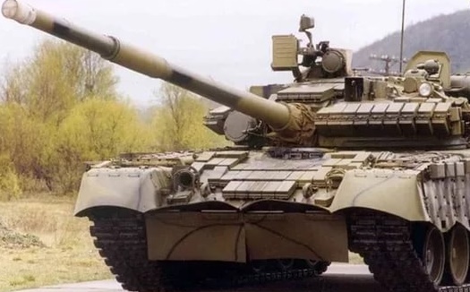 Омску подарили танк