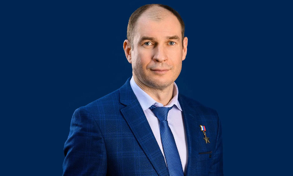 Герой России Дмитрий Перминов обратился к омичкам с поздравлением с 8 Марта