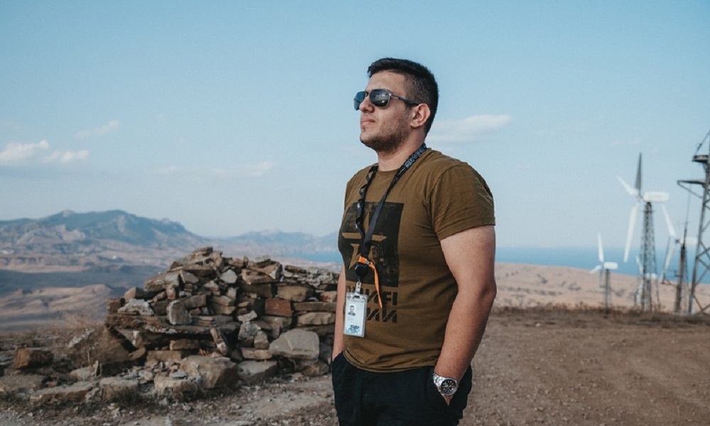 Дагестанский театр поставил спектакль по истории омского молодого капитана 