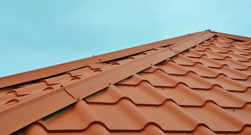 Омичи могут сдать металлопрофиль на благое дело