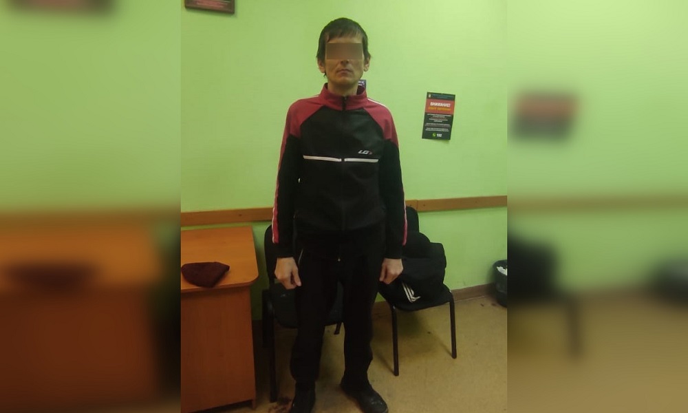 Омич избил и ограбил бывшего одноклассника, который не стал выплачивать несуществующий долг