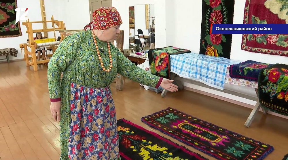 Уникальные ворсовые ковры из омского села Крестики представят на экспозиции в Санкт-Петербурге