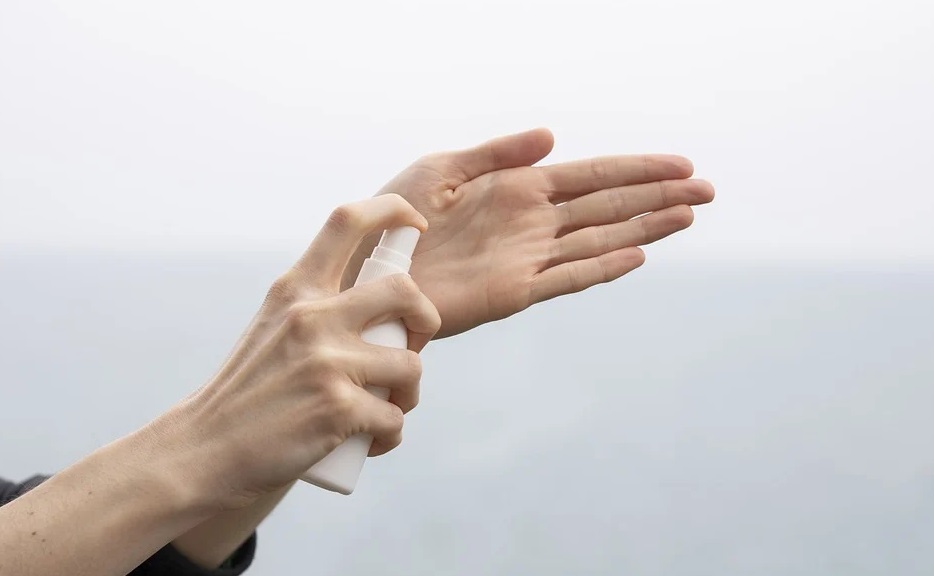 Омская компания "Сибэкохим" начала производить антисептики