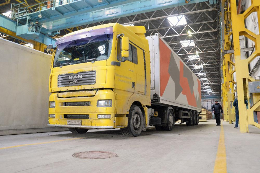 «Омсктрансмаш» поставил транспортной компании четыре рефрижераторных контейнера 