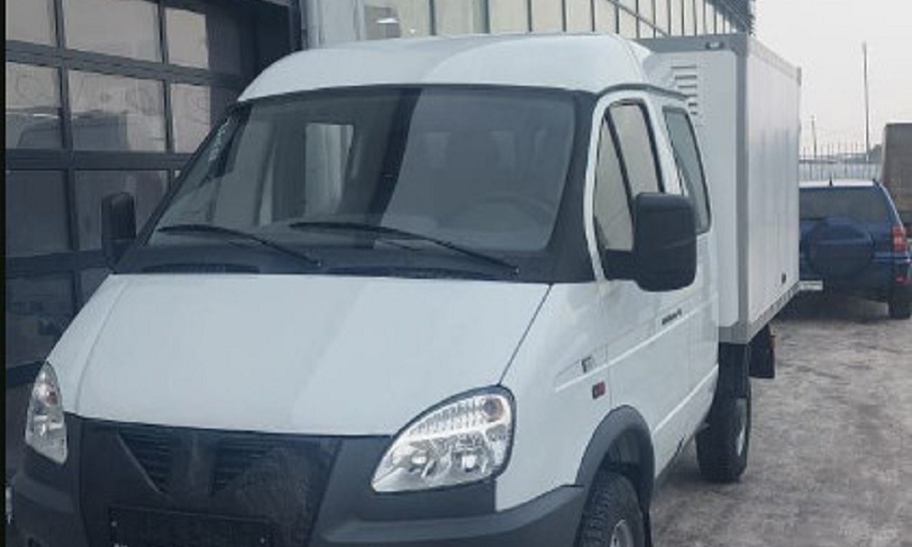 Для омского муниципального приюта приобрели новый автомобиль