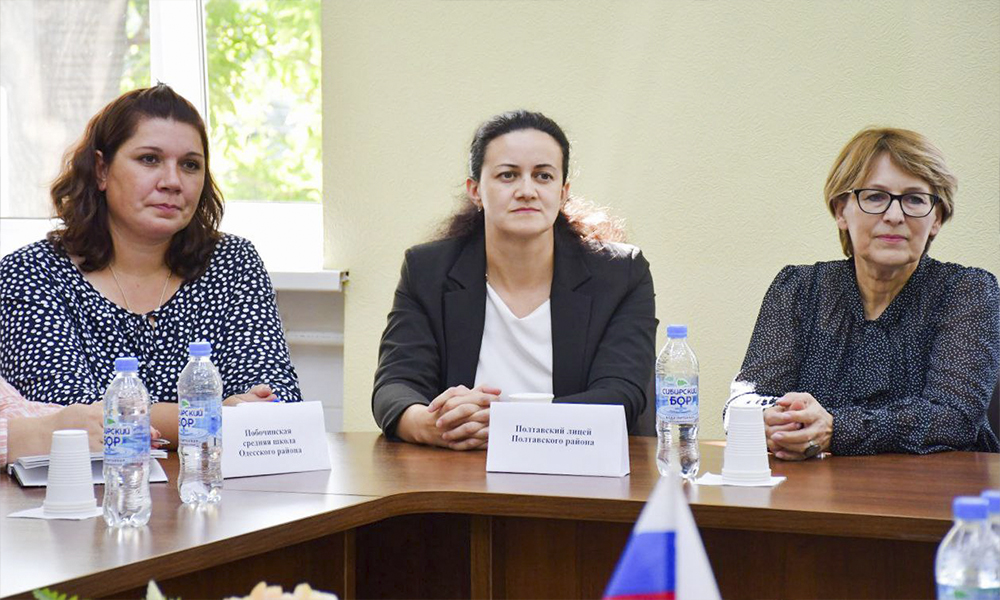 Участники программы «Земский учитель», реализуемой в Омской области, поделились впечатлениями