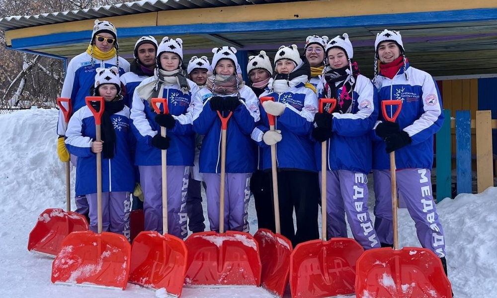 Бойцы из Луганска присоединились к акции «Снежный десант» в Шербакульском районе