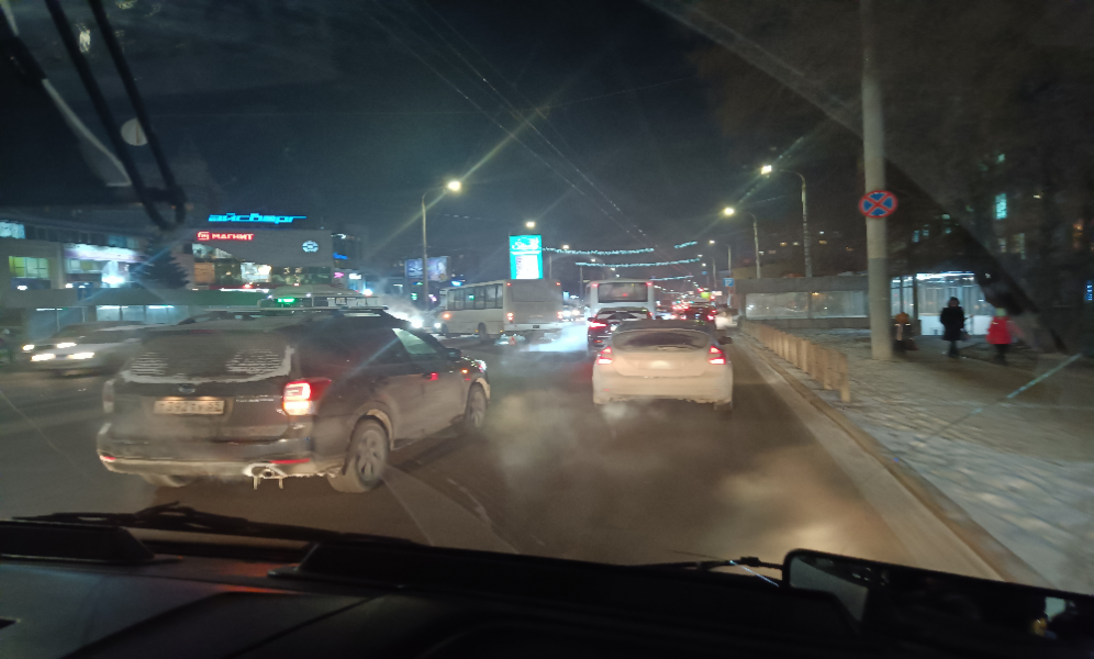 В Омске на Красном Пути из-за ДТП образовалась пробка