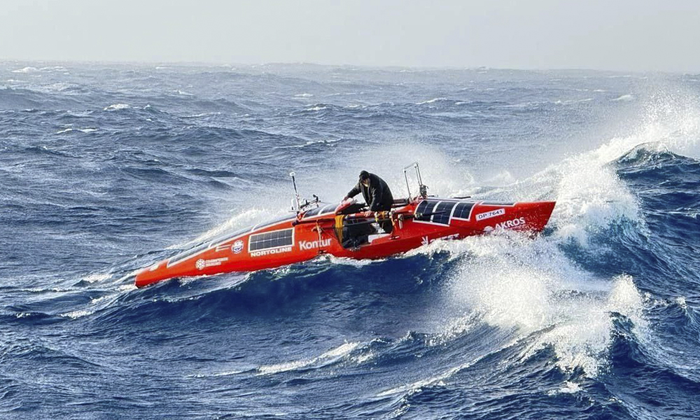 Российский путешественник Фёдор Конюхов установил рекорд, переплыв Южную Атлантику на вёсельной лодке