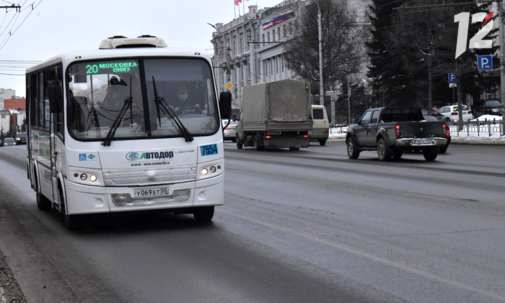 В Омске на улице Богдана Хмельницкого появятся выделенные полосы для общественного транспорта