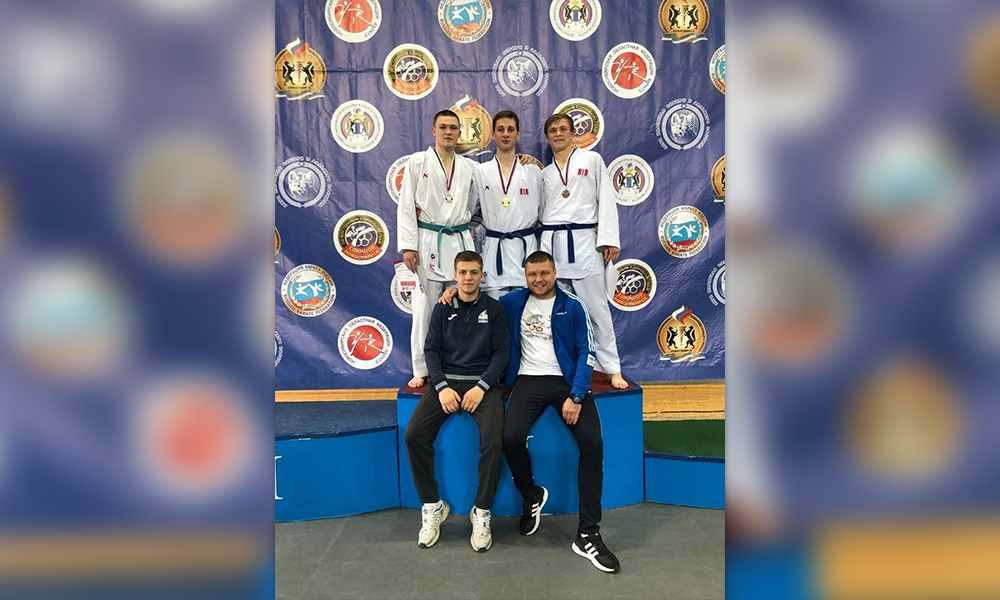 Омские каратисты завоевали награды на чемпионате Сибири
