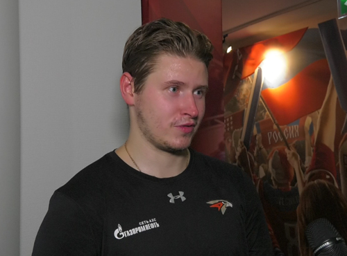 Хоккеист "Авангарда" Сергей Шумаков заплатил за возможность играть за омичей