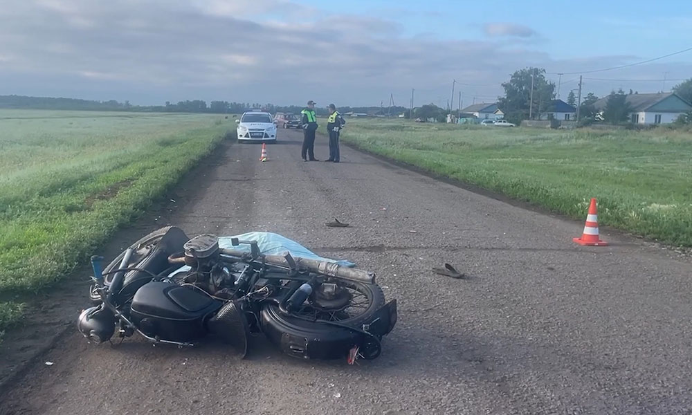 В аварии в Таврическом районе погибли два человека