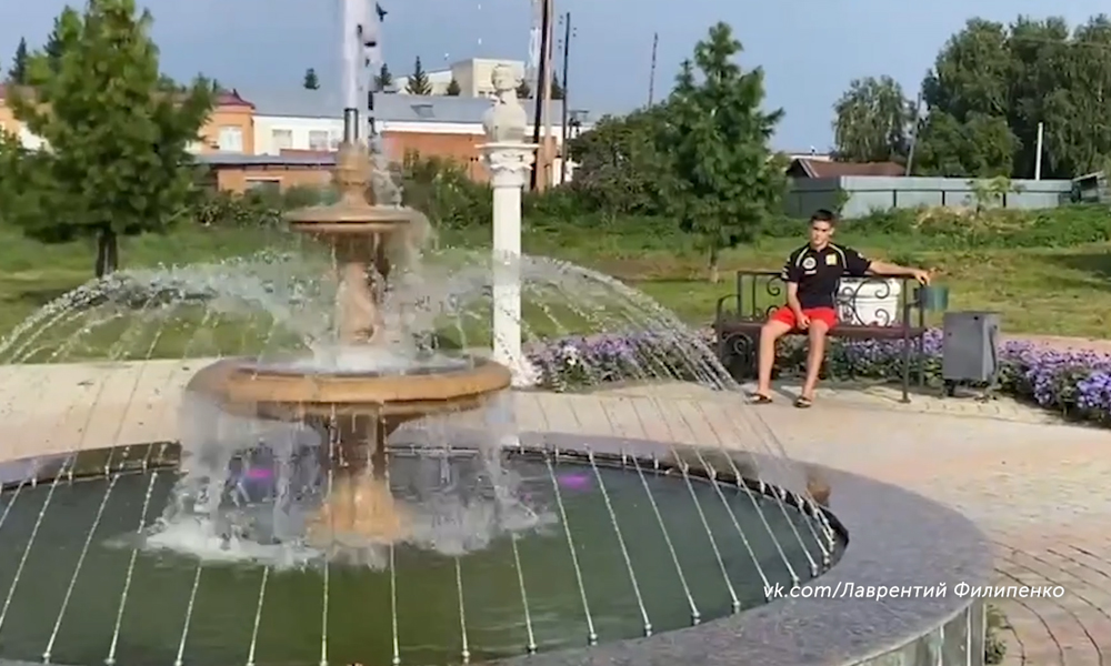 Школьник из Тары покоряет мир патриотическим видеороликом