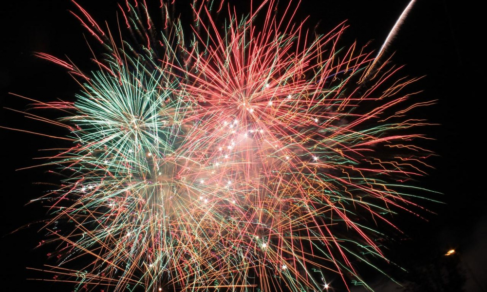 Где в Омске посмотреть фейерверк на 9 Мая [КАРТА]