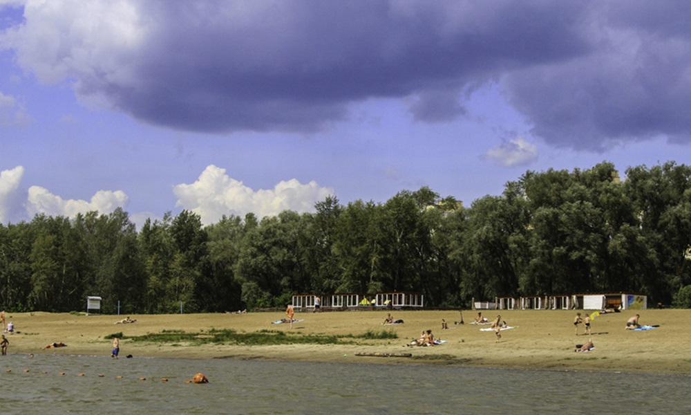 Омские спасатели проводят рейды по пляжам